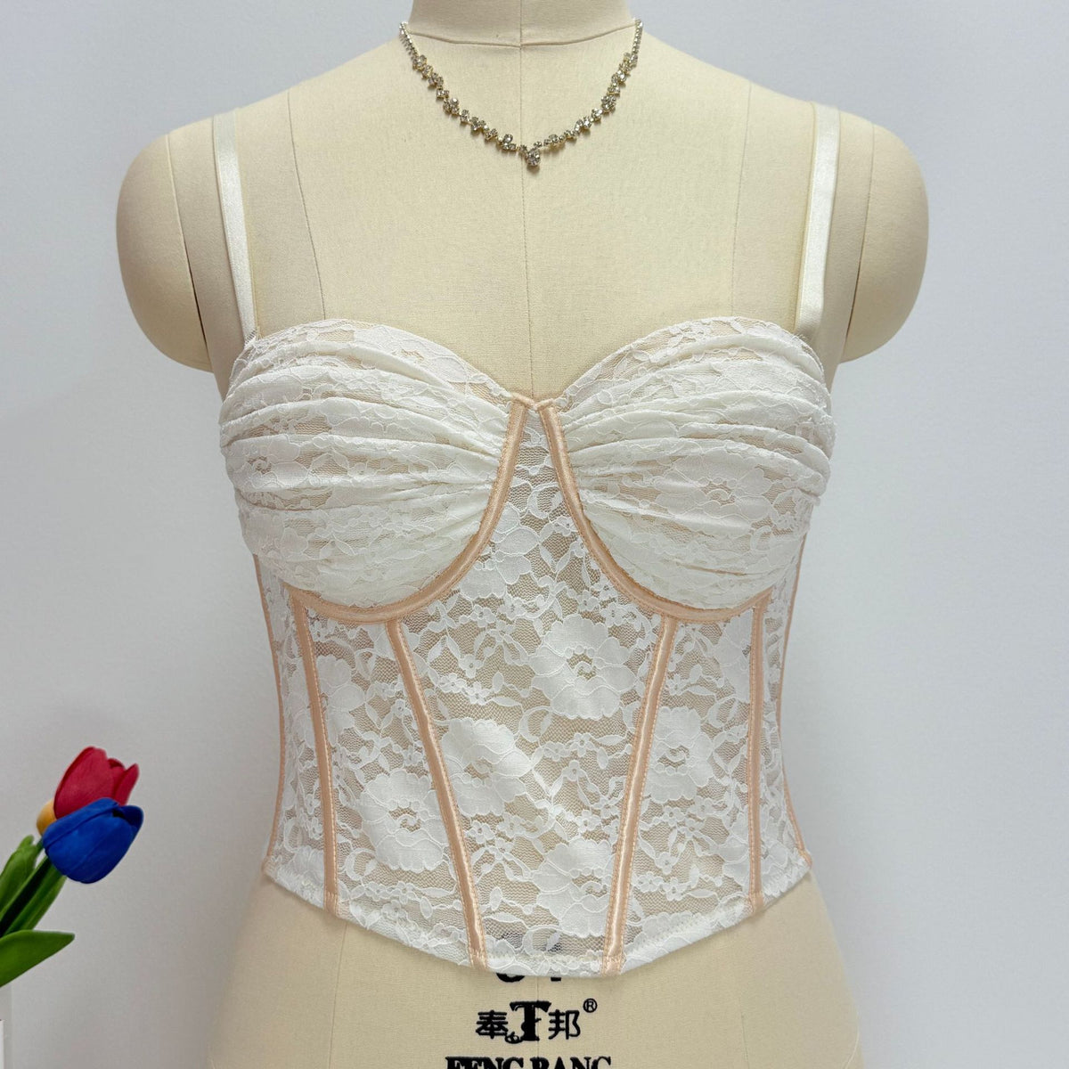 Source factory wholesale French lace jacquard women's corset-style fishbone top for export corset