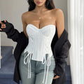 White strapless top with a cinched waist, featuring simple straps, pleats, and a fishbone corset design, a trendy short top for European and American fashionistas71422
