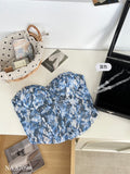 Cross-border new sexy tube top with straps, suitable for wearing as an inner or outer layer, featuring built-in padding and a retro, court-style fishbone corset design
