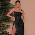 Wholesale of new summer styles of sexy dresses for European and American markets: elegant one-shoulder dresses with fishbone detailing and side slits, satin long dresses