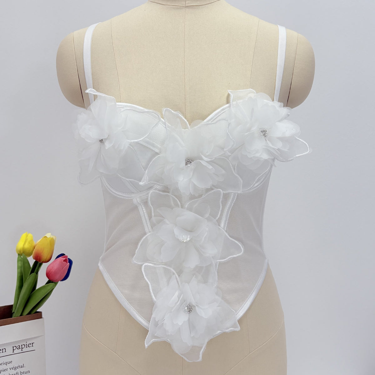 Direct from the source factory: 3D large floral camisole, pure and alluring style, sexy fishbone corset top, can be worn as an outer layer