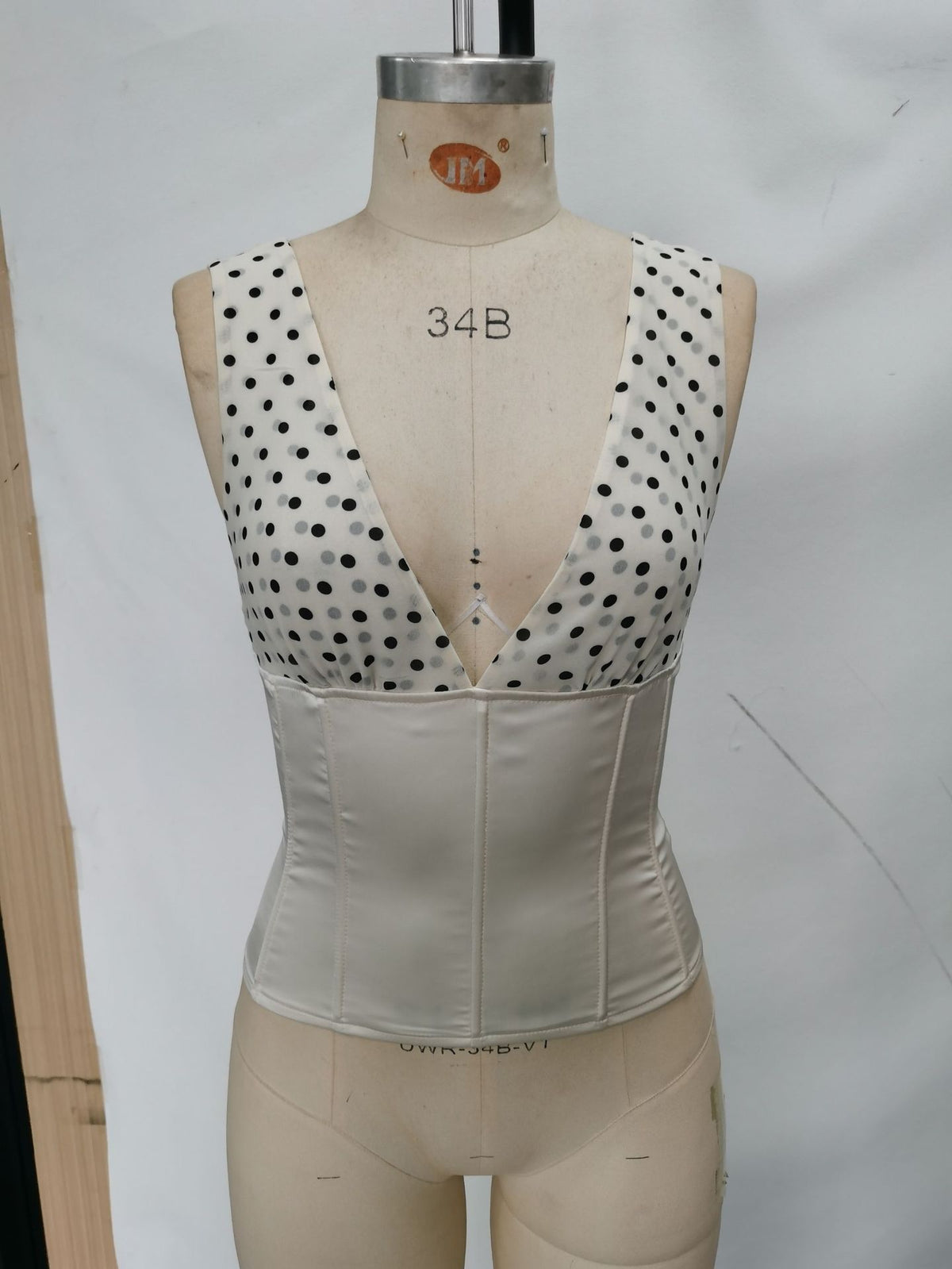 Amazon cross-border European and American multi-colored fashionable polka dot sexy deep V Strappy top fishbone corset wholesale for export
